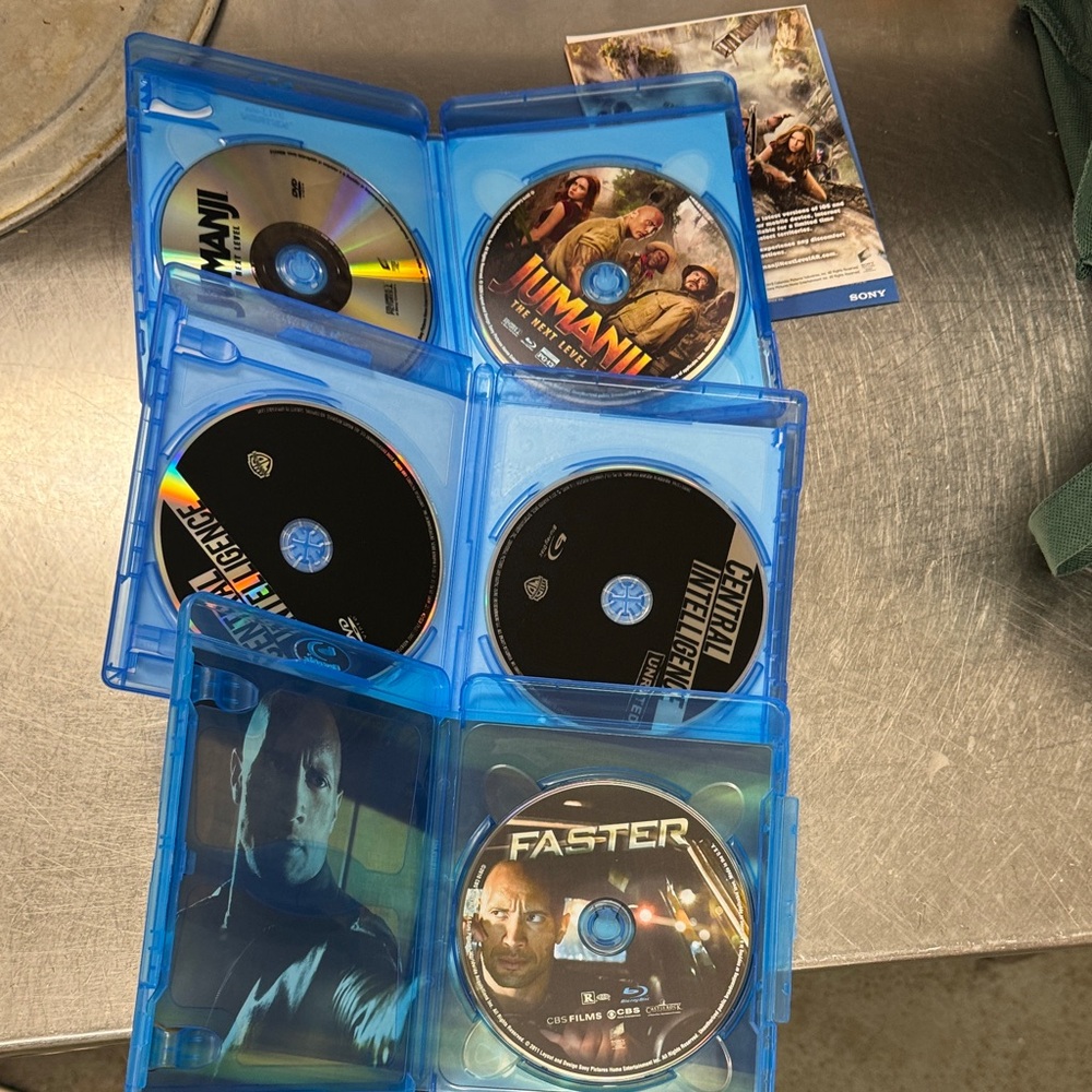 Dwayne Johnson Action Blu-ray Set - Picture 6 of 6